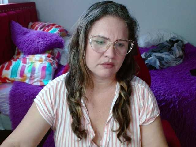 helenca1980's BongaCams show and profile