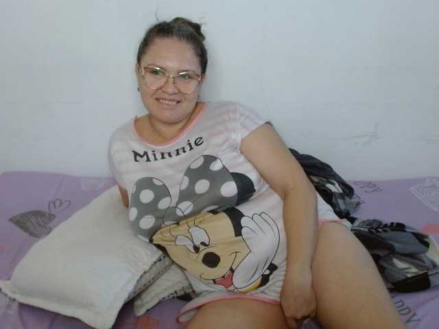 helenca1980's BongaCams show and profile