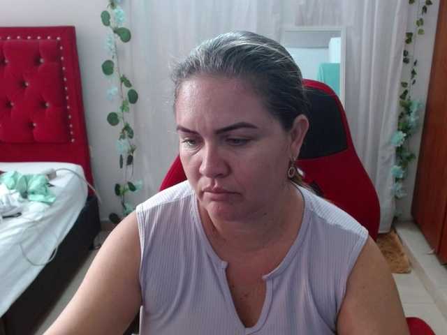 helenca1980's BongaCams show and profile