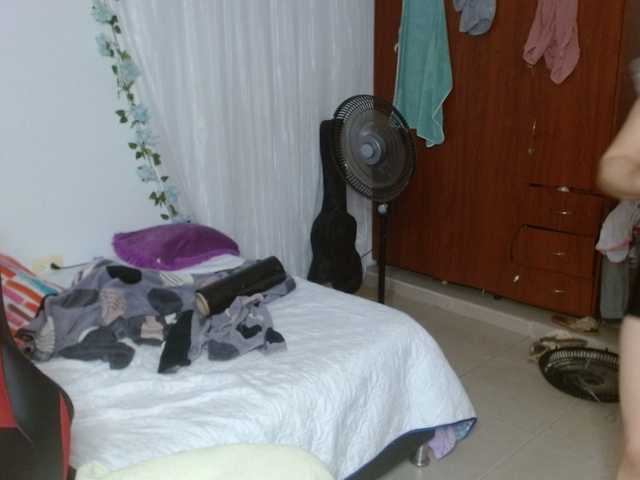 helenca1980's BongaCams show and profile