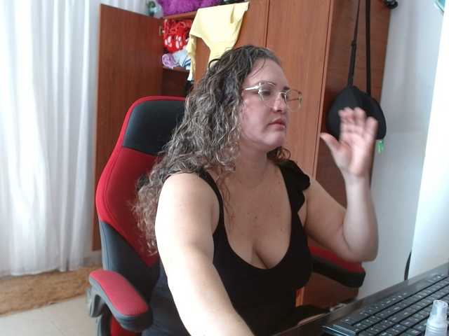helenca1980's BongaCams show and profile
