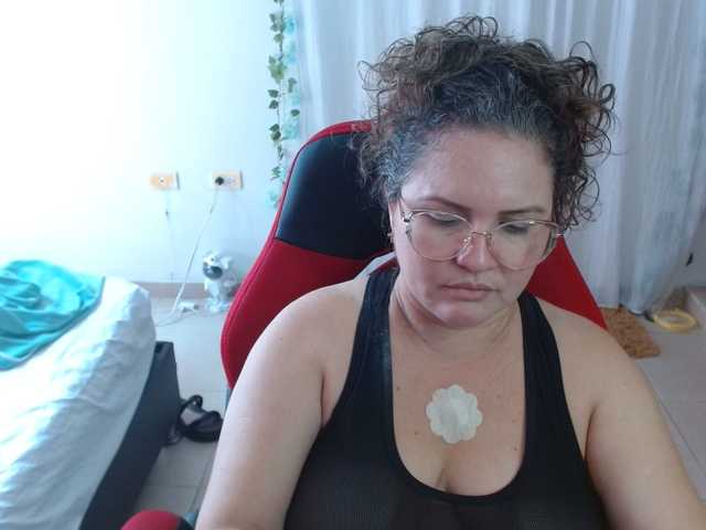 helenca1980's BongaCams show and profile