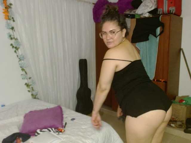 helenca1980's BongaCams show and profile