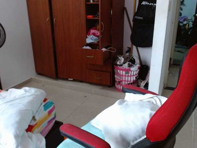 helenca1980 live cam profile