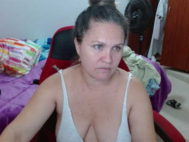 helenca1980's BongaCams show and profile