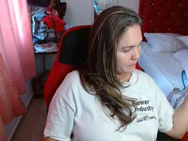 helenca1980 webcam