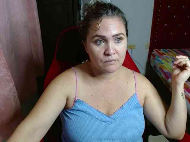 helenca1980 webcam