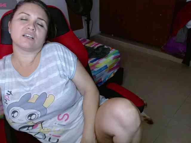 helenca1980 webcam
