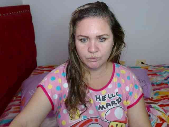 helenca1980 webcam