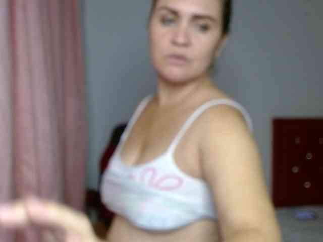 helenca1980 webcam
