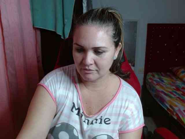 helenca1980 webcam