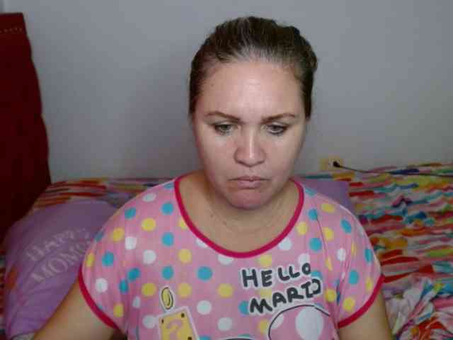 helenca1980 webcam