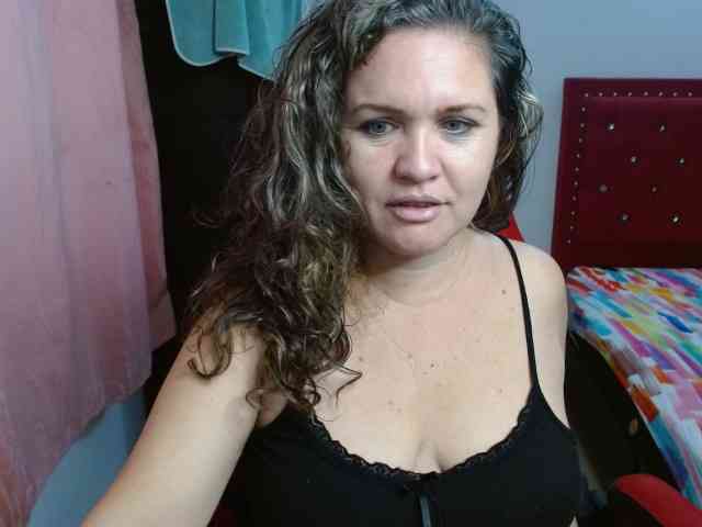 helenca1980 webcam