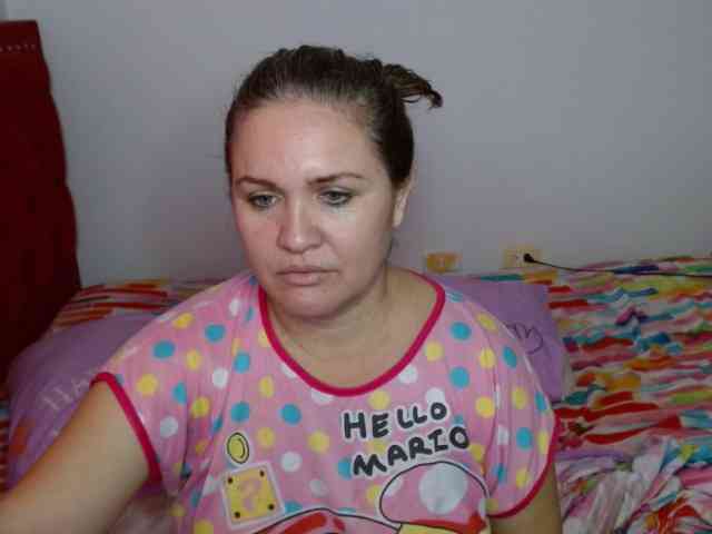 helenca1980 webcam
