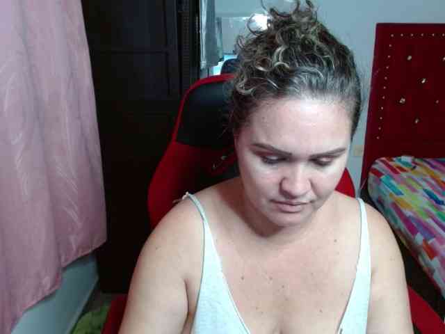helenca1980 webcam