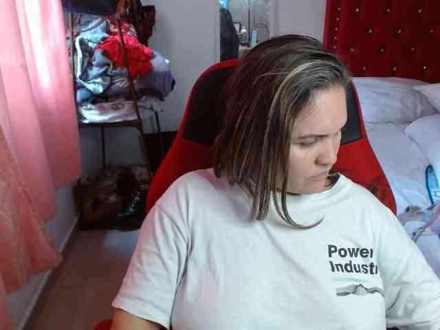 helenca1980 webcam