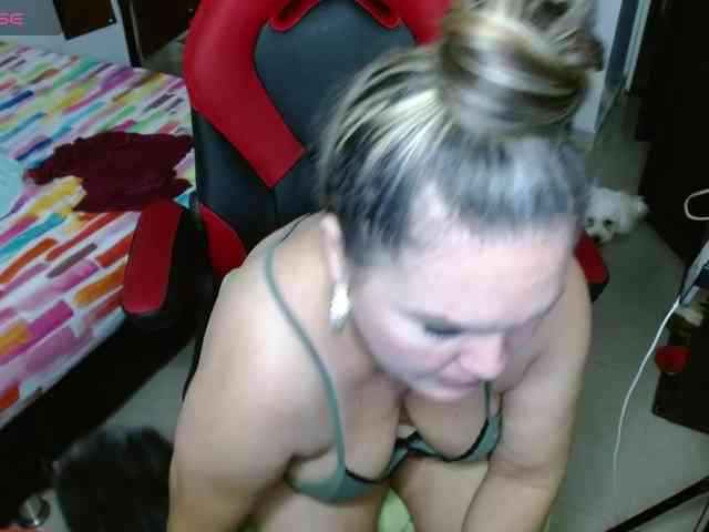 helenca1980 webcam
