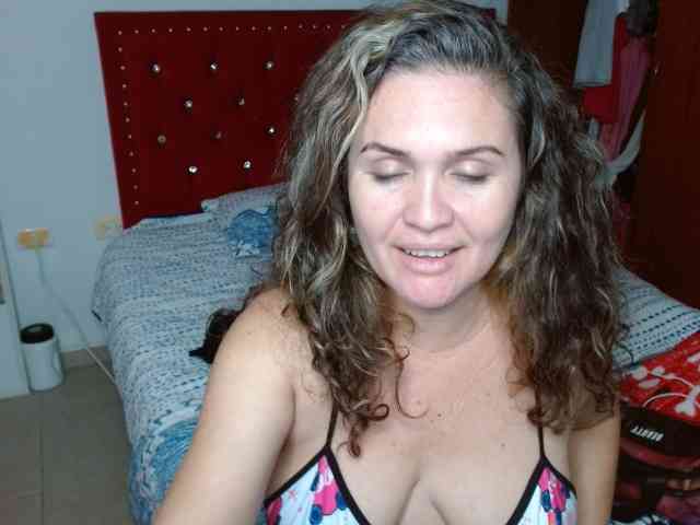 helenca1980 webcam