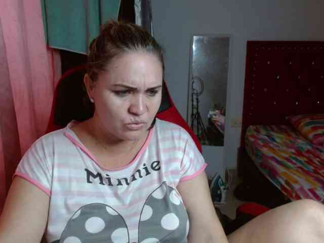 helenca1980 webcam