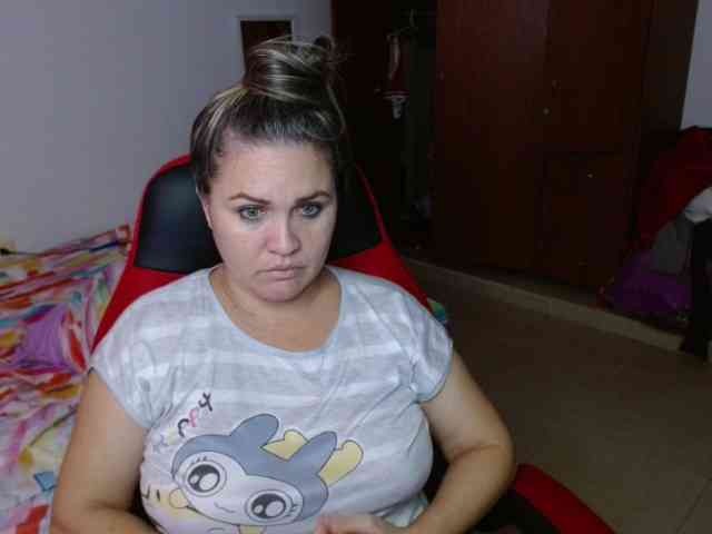 helenca1980 webcam
