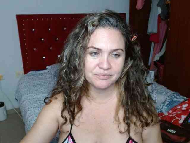 helenca1980 webcam