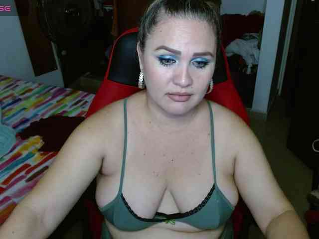 helenca1980 webcam