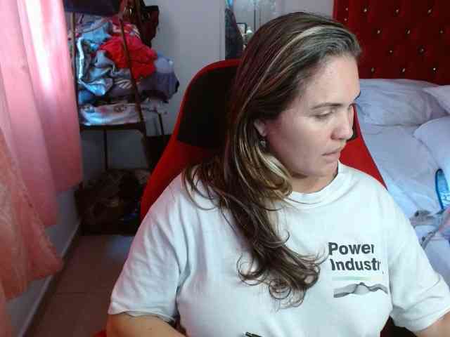 helenca1980 webcam