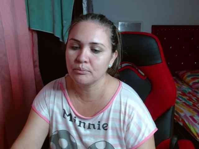 helenca1980 webcam