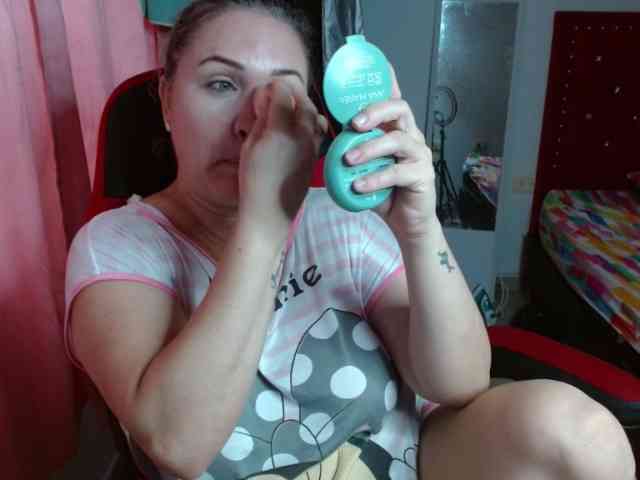 helenca1980 webcam