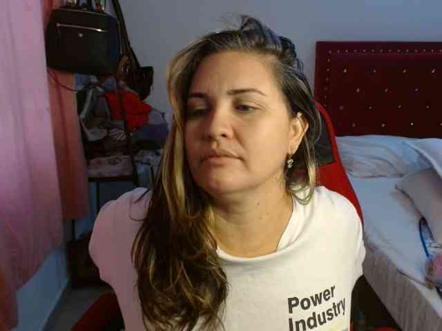 helenca1980 webcam