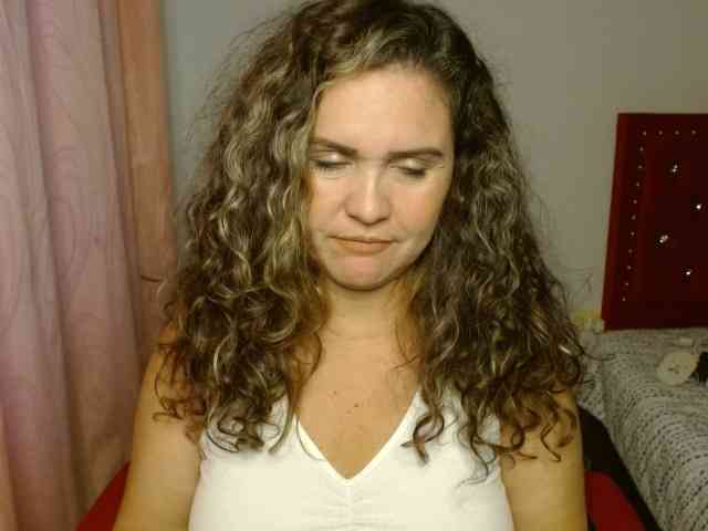 helenca1980 webcam