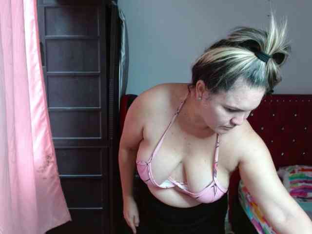 helenca1980 webcam