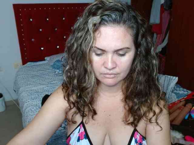 helenca1980 webcam
