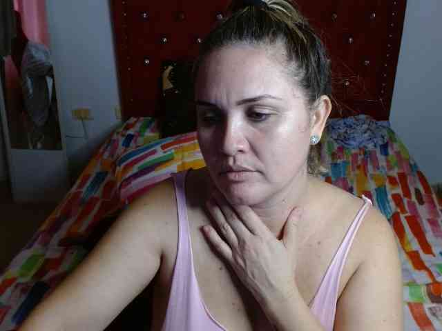 helenca1980 webcam
