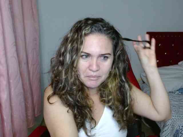 helenca1980 webcam
