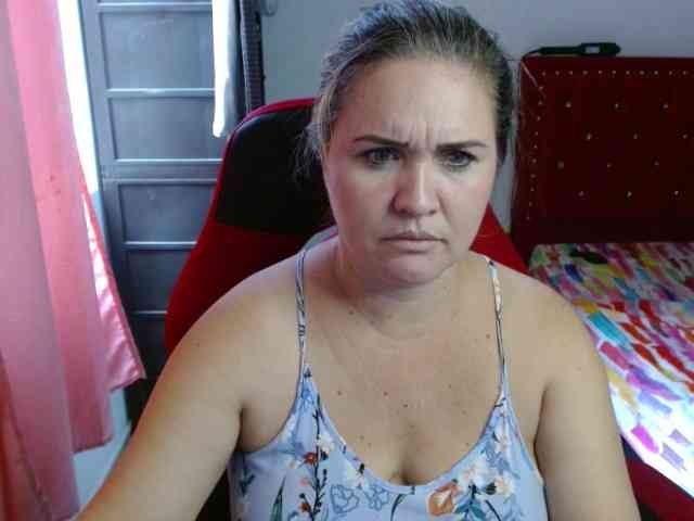 helenca1980 webcam