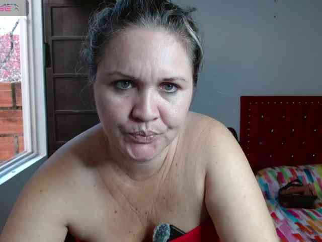 helenca1980 webcam