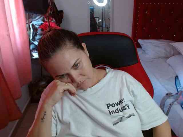 helenca1980 webcam
