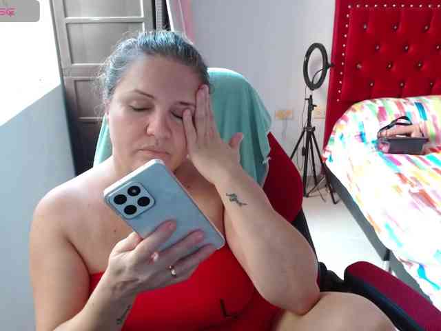 helenca1980 webcam