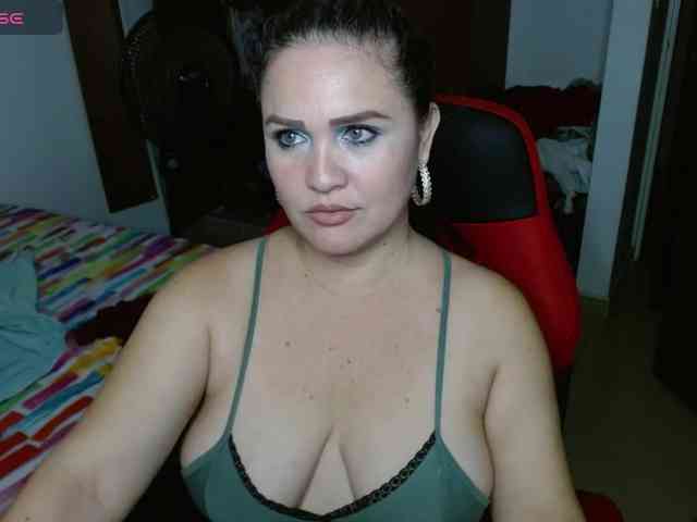 helenca1980 webcam