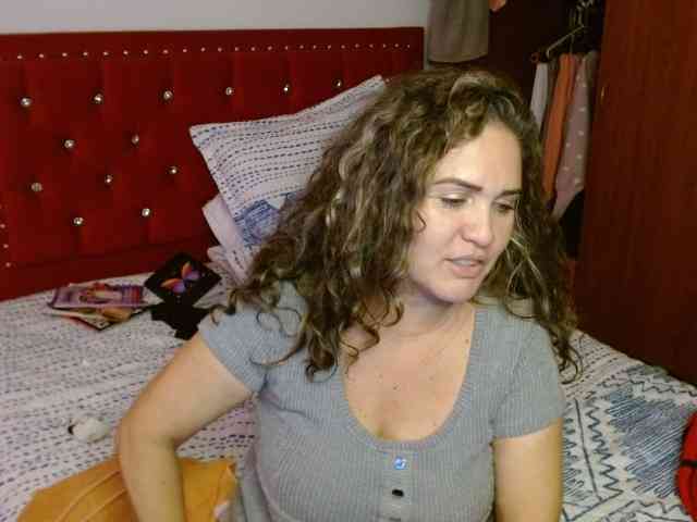 helenca1980 webcam