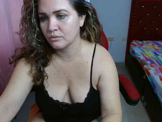 helenca1980 webcam