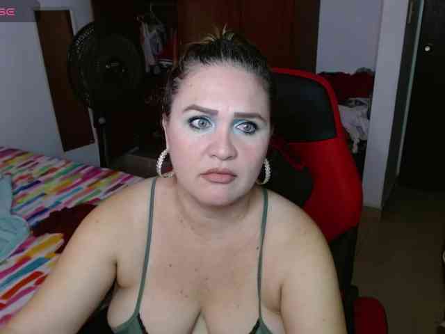 helenca1980 webcam