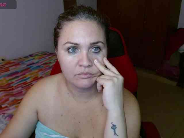 helenca1980 webcam