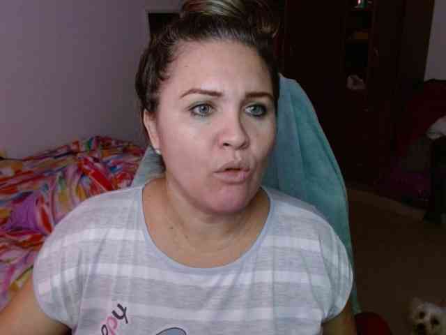 helenca1980 webcam
