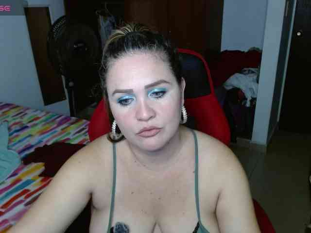 helenca1980 webcam