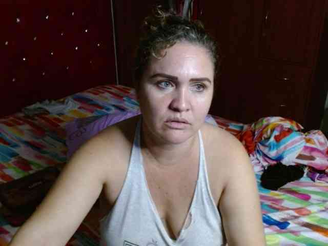 helenca1980 webcam