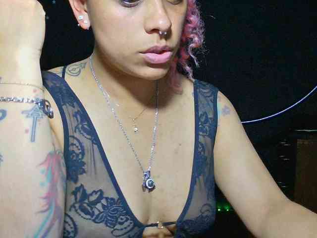 Cata-Blue- webcam