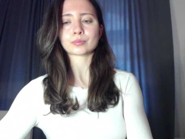 missNicole ist eine deutsche Cam-Mädchen, die dich live erwartet