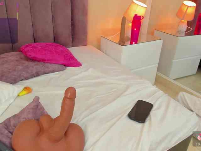 Megan-Thompson1 webcam